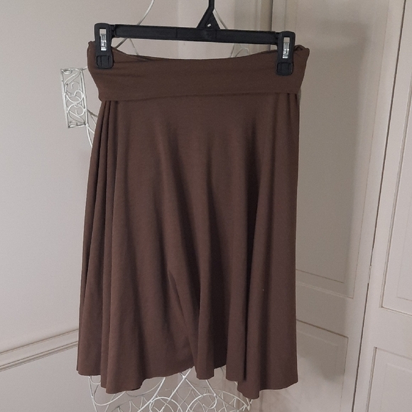 Spooney Brown A-Line Skirt with Full Silhouette - Picture 1 of 7